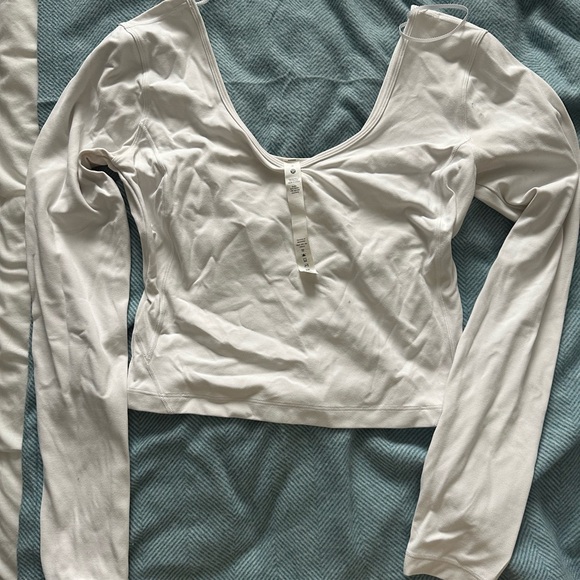 Lululemon Athletica White Long Sleeve Crop Top - Picture 2 of 3